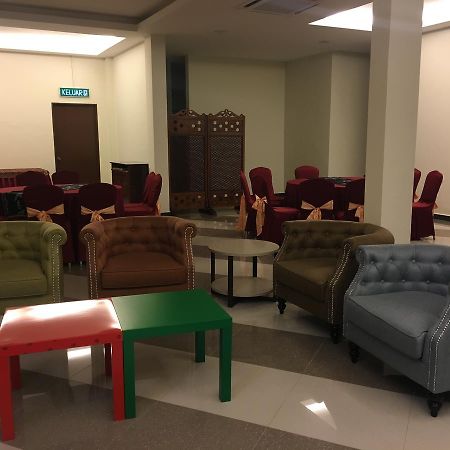 Grand Business Hotel Jertih Екстер'єр фото