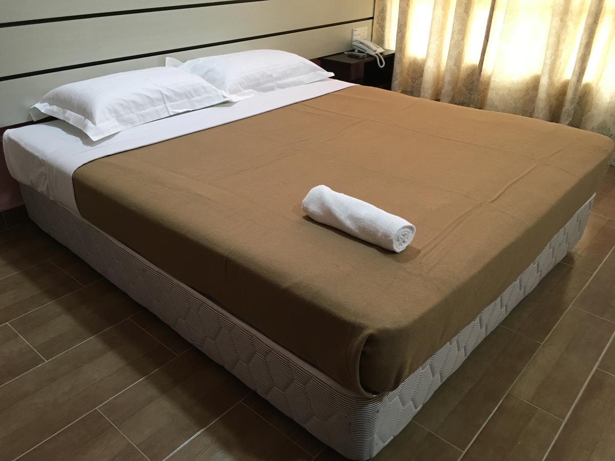 Grand Business Hotel Jertih Екстер'єр фото