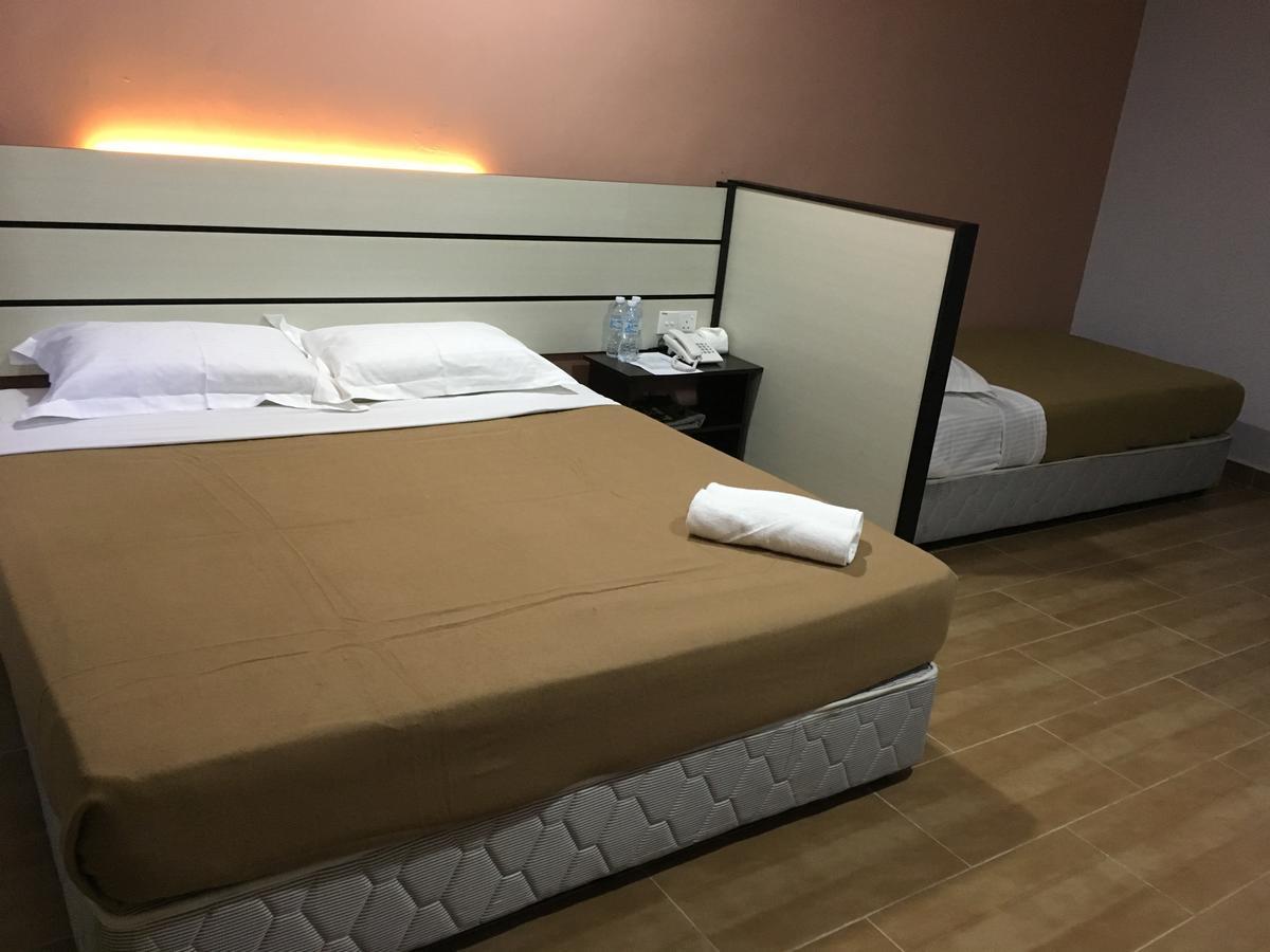 Grand Business Hotel Jertih Екстер'єр фото