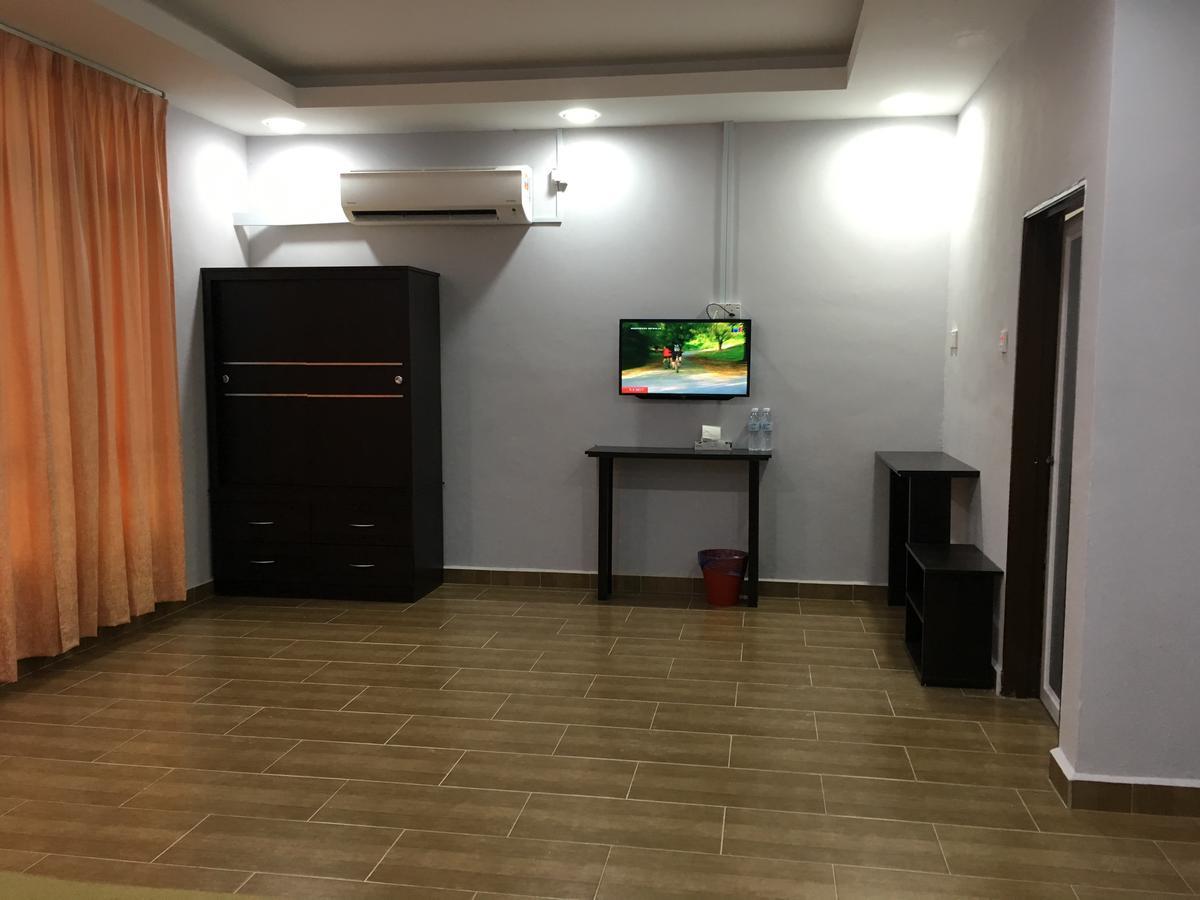 Grand Business Hotel Jertih Екстер'єр фото